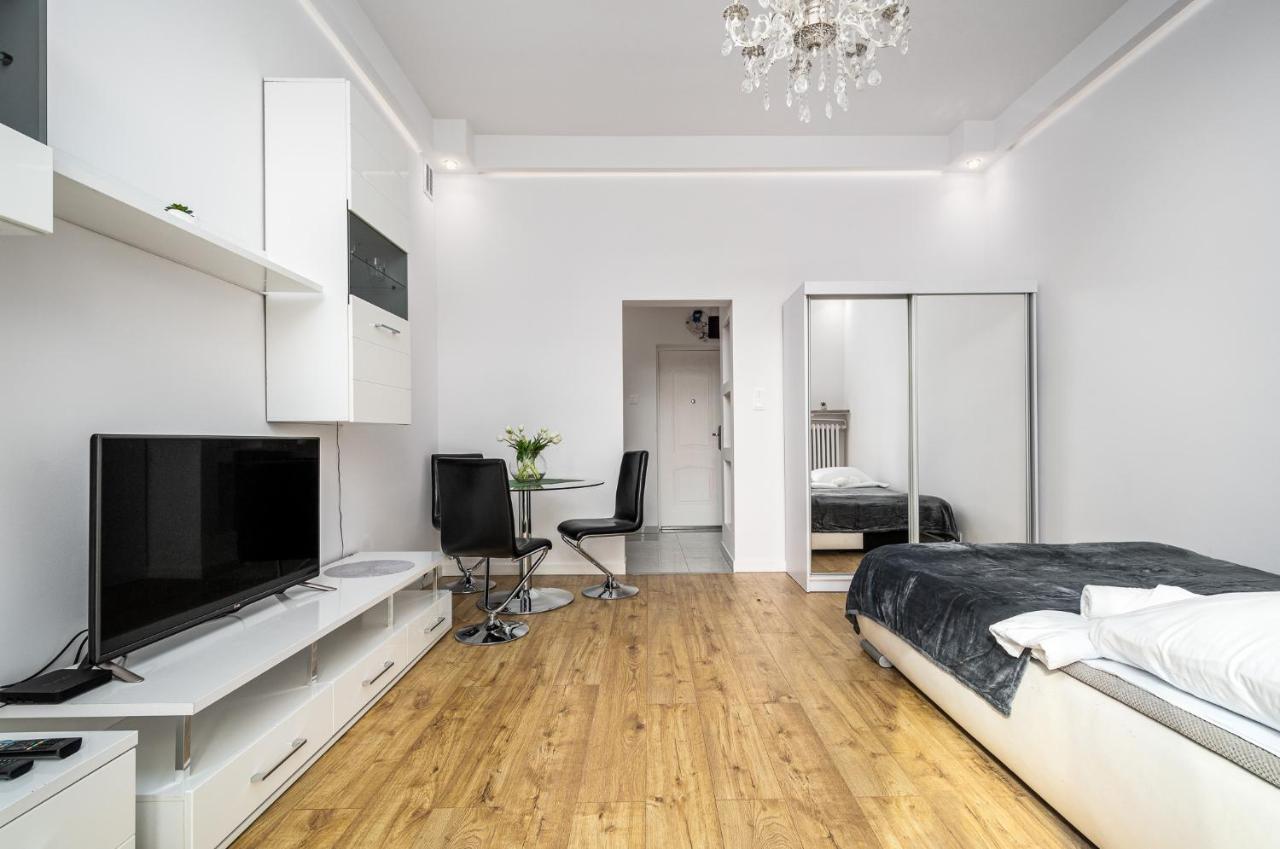 Apart D&K Apartament Z Widokiem Na Palac Kultury I Nauki Leilighet Warszawa Eksteriør bilde